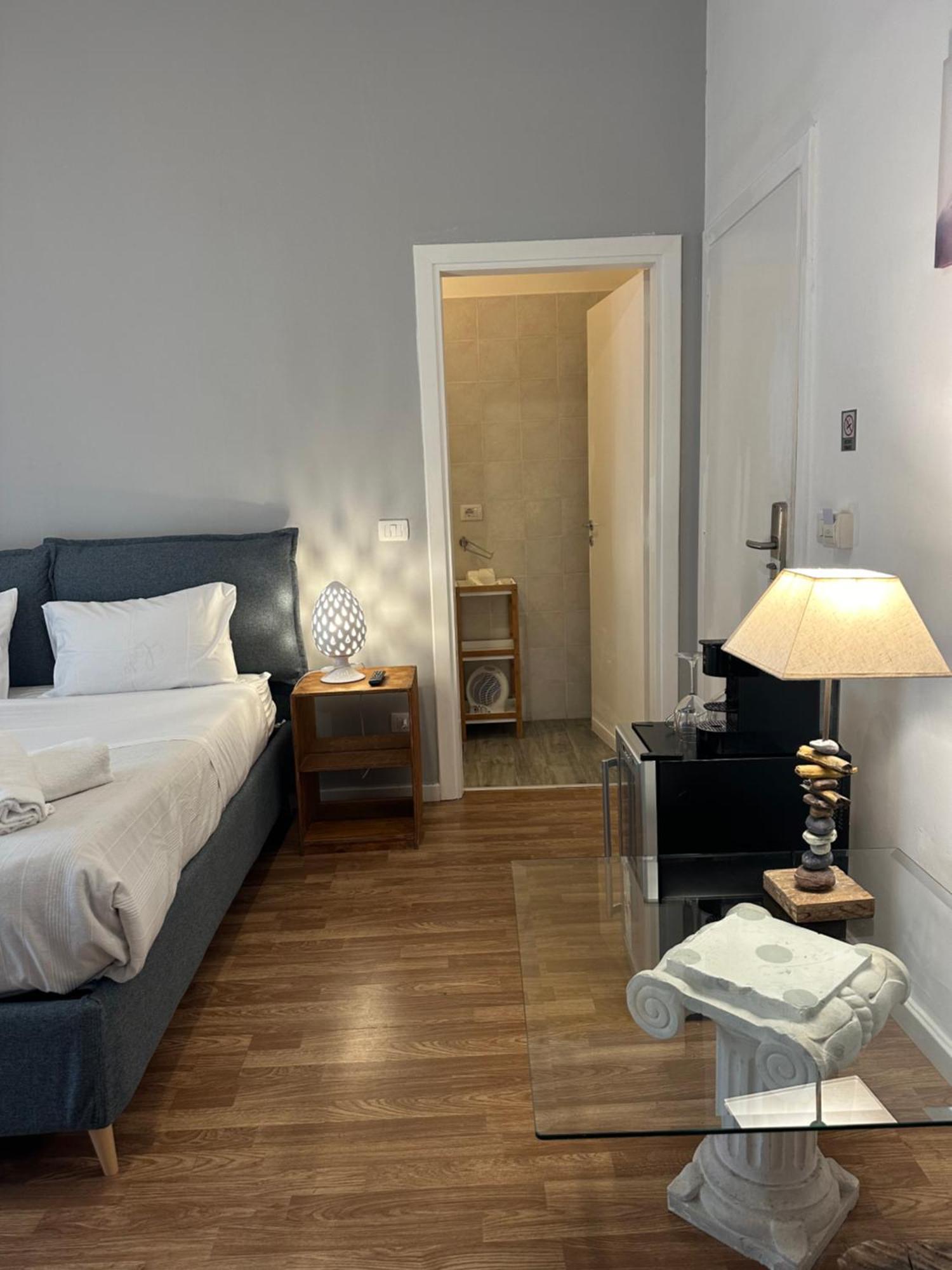 B&B Degli Artisti Suite Lecce Eksteriør billede