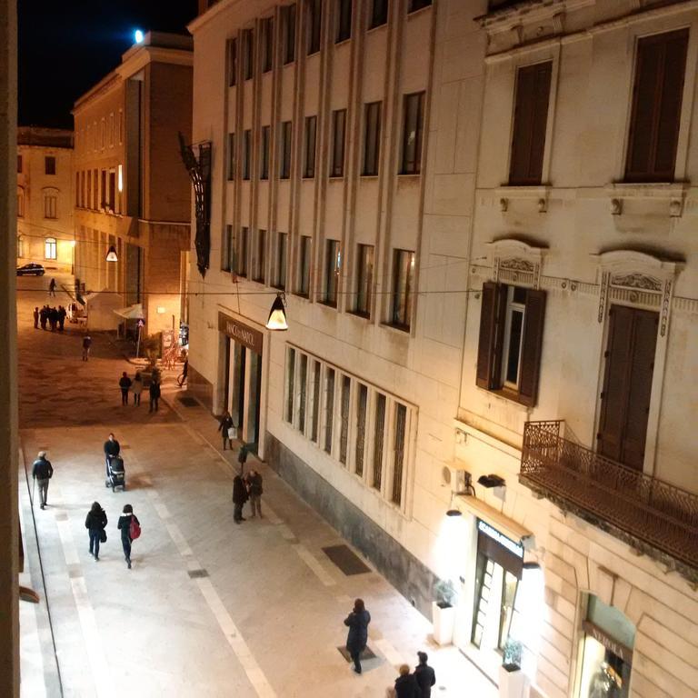 B&B Degli Artisti Suite Lecce Eksteriør billede
