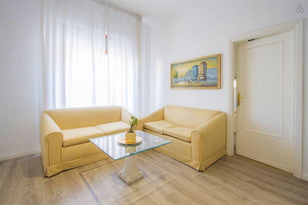 B&B Degli Artisti Suite Lecce Eksteriør billede